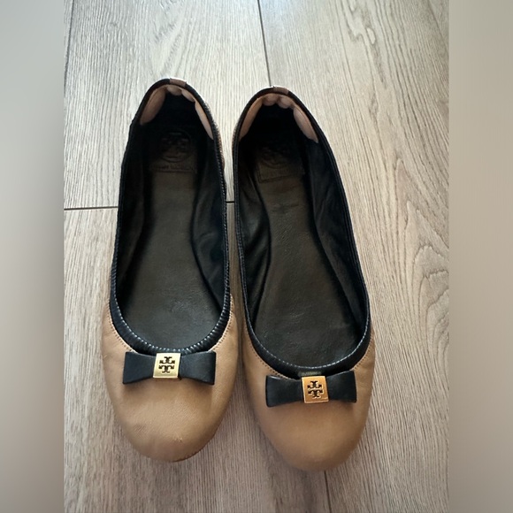 Tory Burch Leather Ballet Flats - Picture 1 of 2